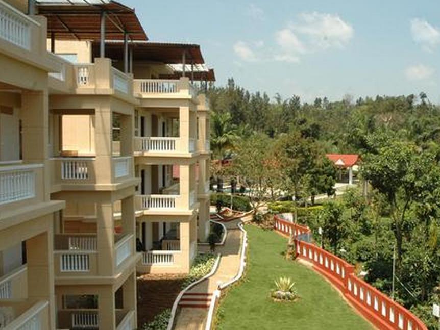 Cynosure Resort Madikeri Buitenkant foto